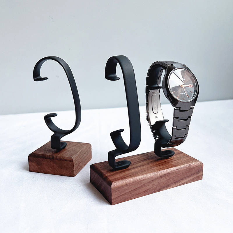 حامل ساعات خشبي على شكل حرف C، - مراجعة Jewelry And Watches Inc وسعره